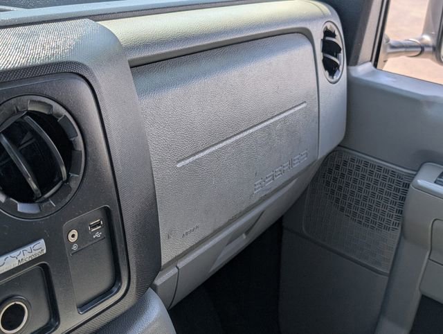 Used 2013 Ford E-350 and Econoline 350 Super Duty w/ PWR Locks & Windows Group image 24