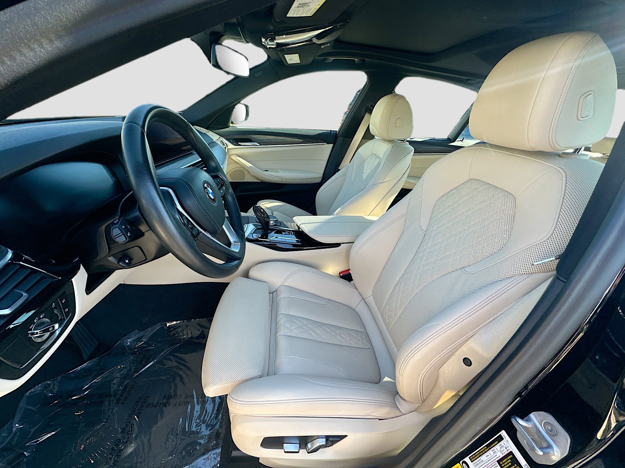 Used 2022 BMW 530i w/ Convenience Package image 21