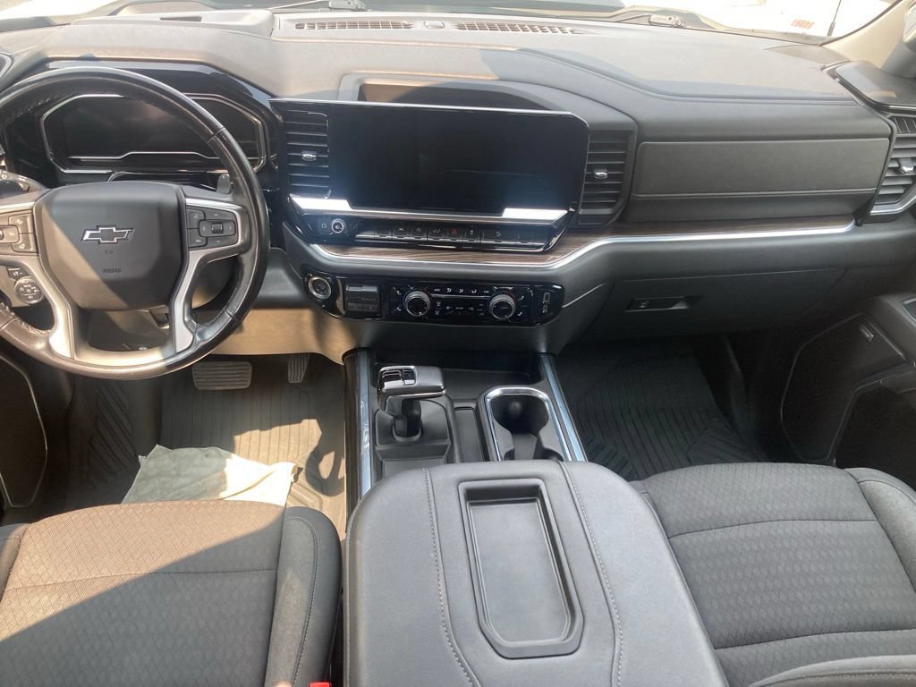 Certified 2022 Chevrolet Silverado 1500 LT Trail Boss w/ Convenience Package II AWD/4WD image 18