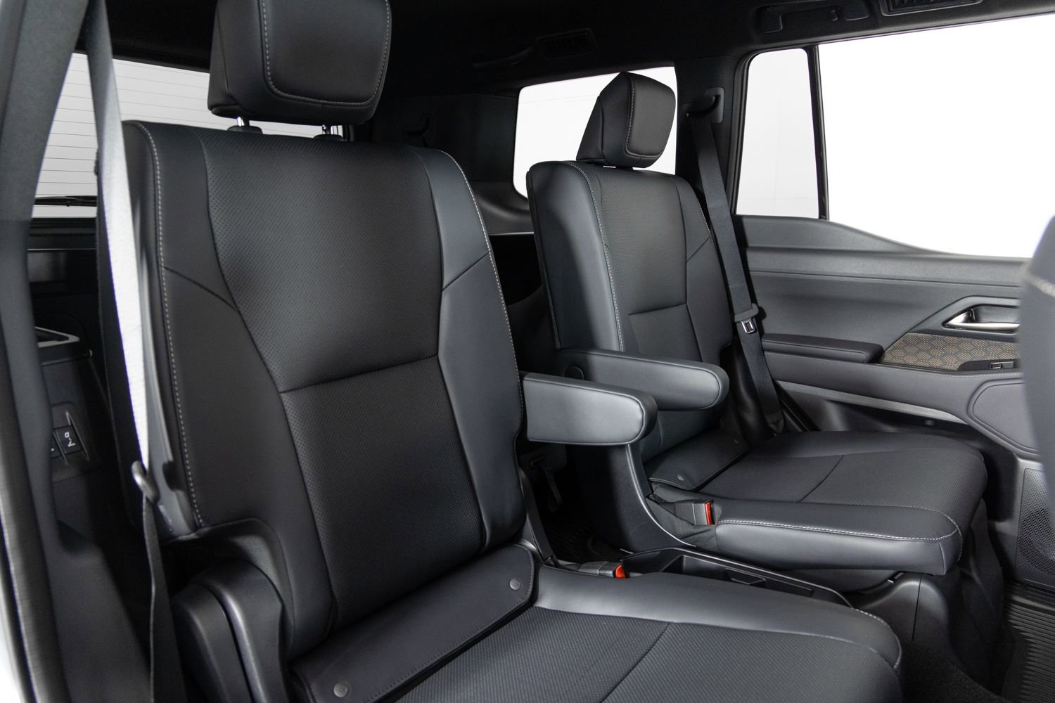 Used 2025 Lexus GX 550 image 25