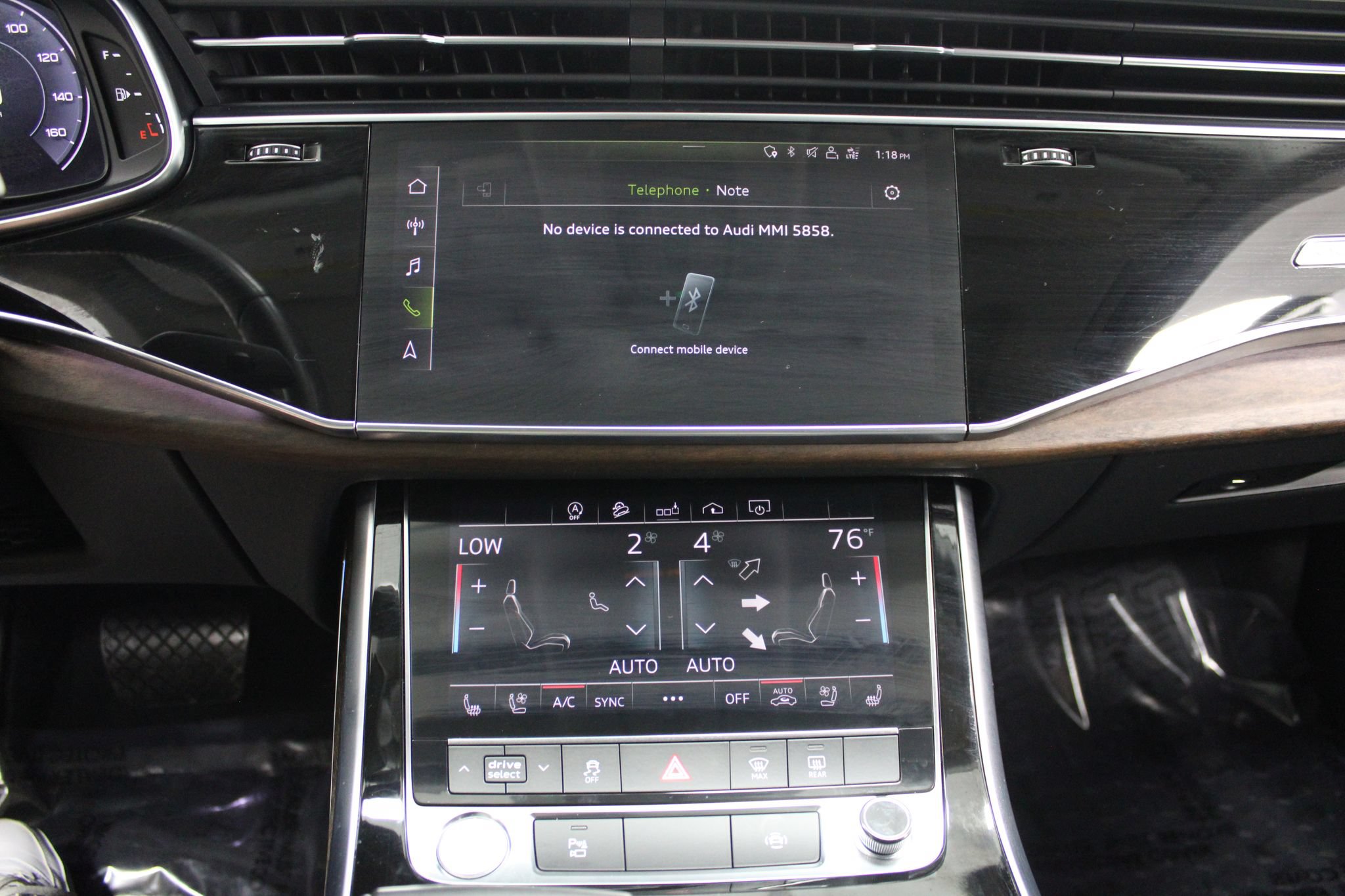 Used 2020 Audi Q8 Premium Plus AWD/4WD image 45
