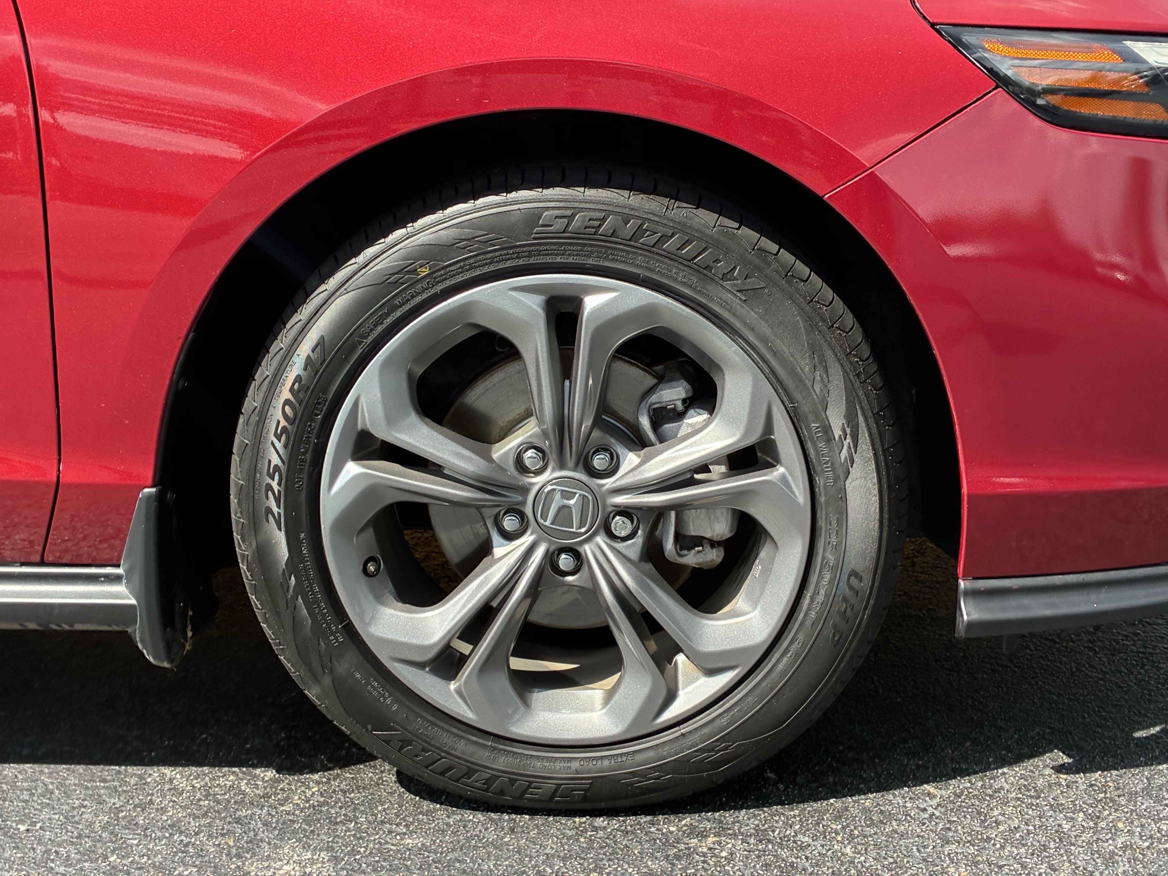 Used 2024 Honda Accord EX image 6