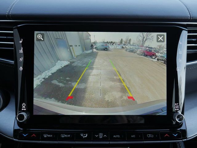 New 2026 Jeep Grand Wagoneer Limited image 9