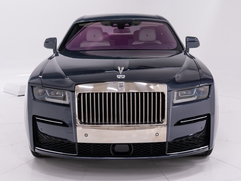 Certified 2023 Rolls-Royce Ghost Extended Wheelbase w/ Ghost Package AWD/4WD image 8