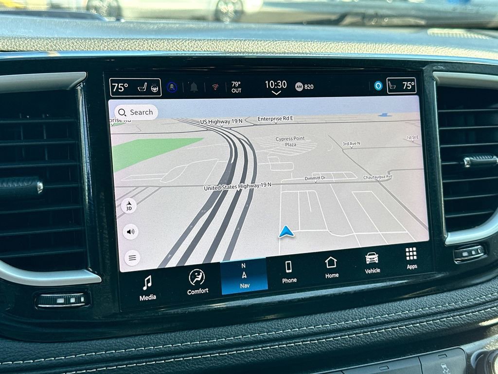 Used 2024 Chrysler Pacifica Select FWD image 13