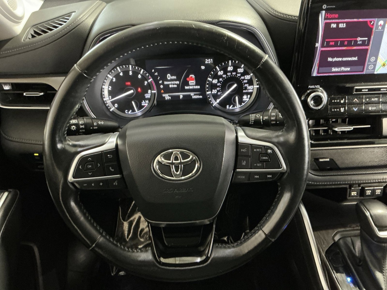 Used 2020 Toyota Highlander Limited image 24