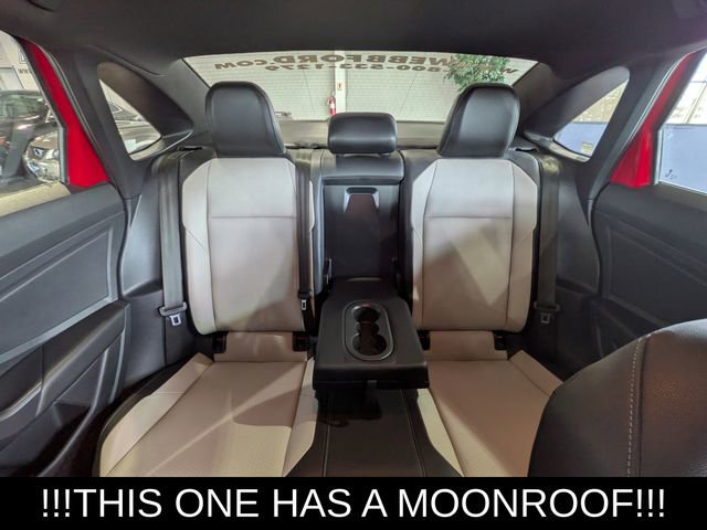 Used 2019 Volkswagen Jetta R-Line w/ R-Line Cold Weather Package image 15