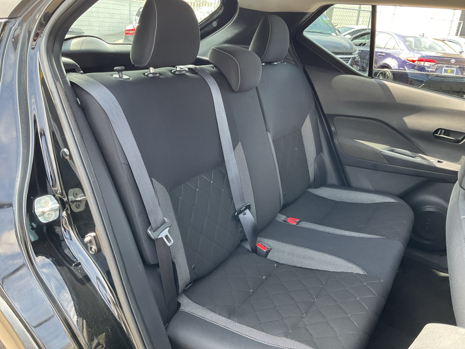 Used 2018 Nissan Kicks S FWD image 20