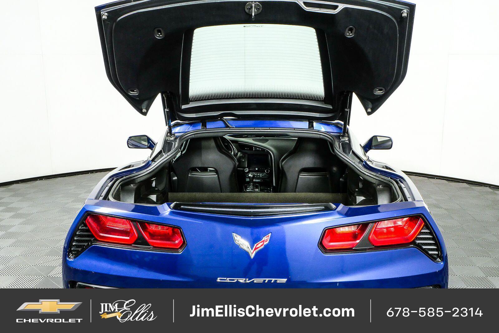 Used 2017 Chevrolet Corvette Stingray Coupe w/ 1LT RWD image 27