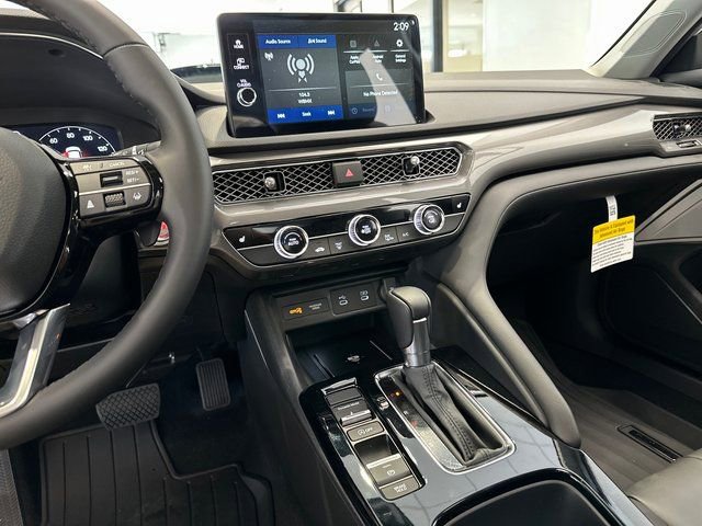 Certified 2025 Acura Integra Base image 23