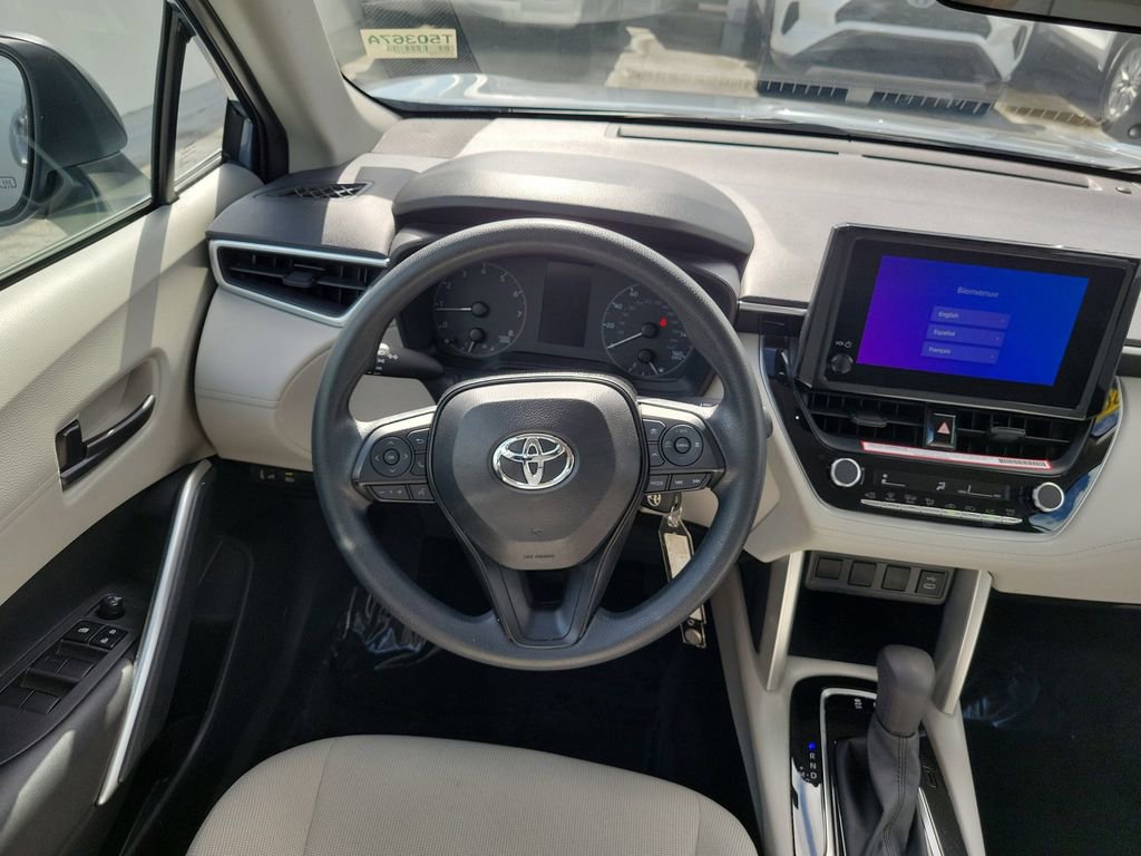 Used 2024 Toyota Corolla Cross L FWD image 15