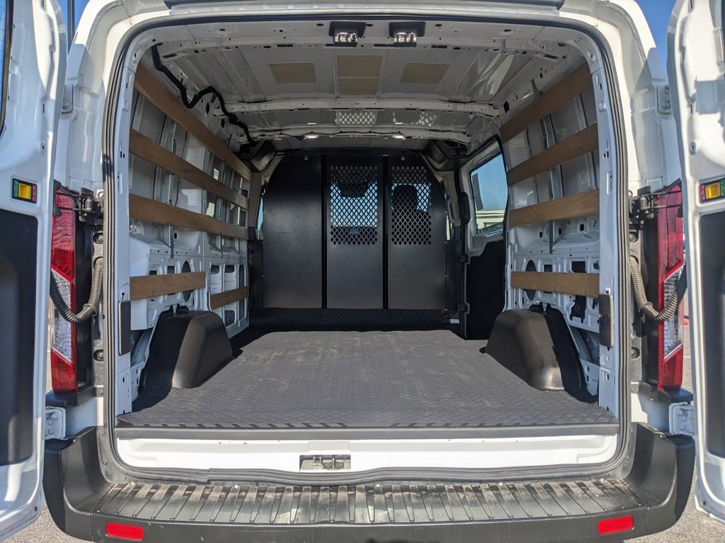 Used 2024 Ford Transit 250 Low Roof w/ Exterior Upgrade Package image 30