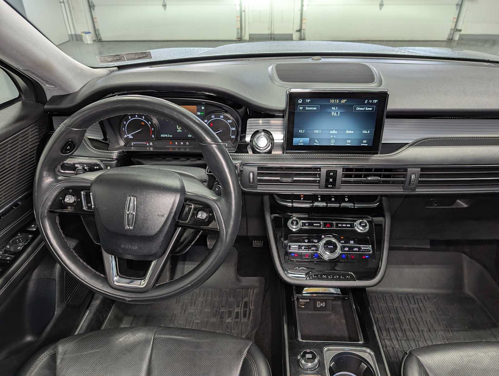 Used 2022 Lincoln Corsair AWD w/ Premium Package image 18