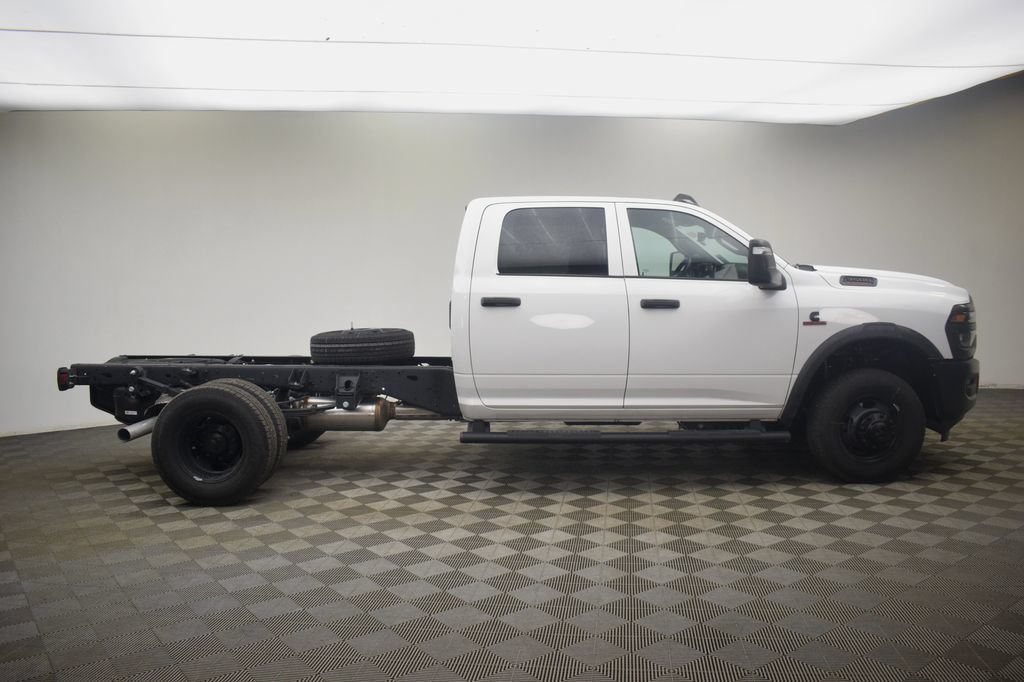 New 2026 RAM 3500 Tradesman AWD/4WD image 3