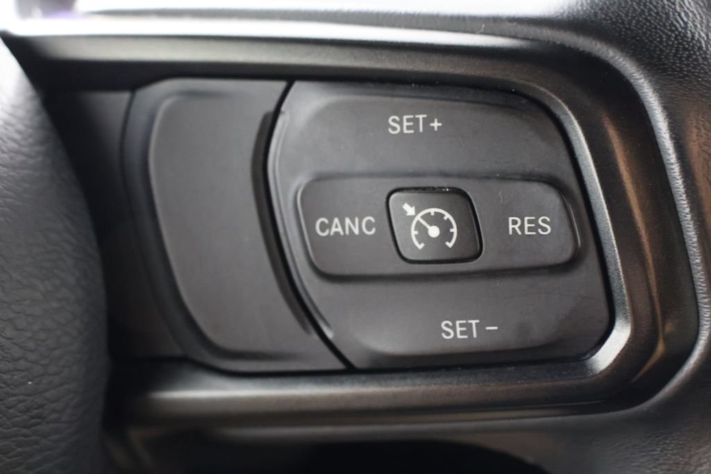 Used 2018 Jeep Wrangler Unlimited Sport S AWD/4WD image 12