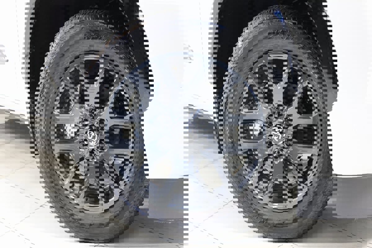 Used 2025 Toyota Sequoia Platinum image 15