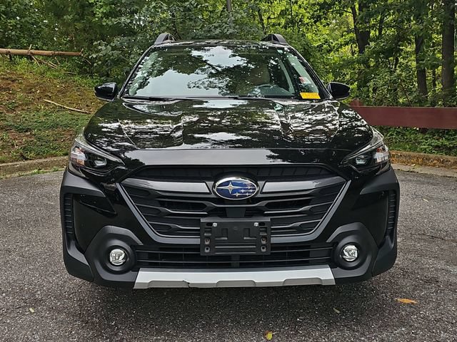 Certified 2024 Subaru Outback Limited AWD/4WD image 3