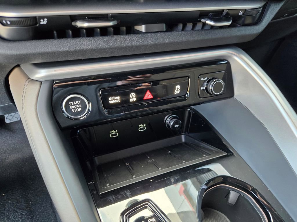 New 2025 Audi Q5 Premium Plus AWD/4WD image 22