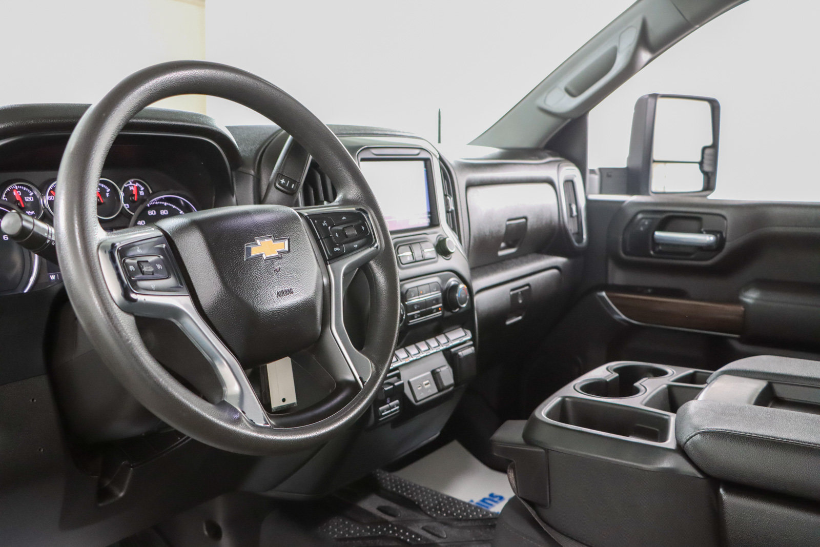 Used 2022 Chevrolet Silverado 2500 LT AWD/4WD image 23