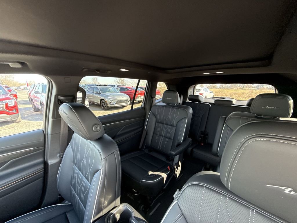 Certified 2025 Buick Enclave Avenir w/ Super Cruise Package image 10