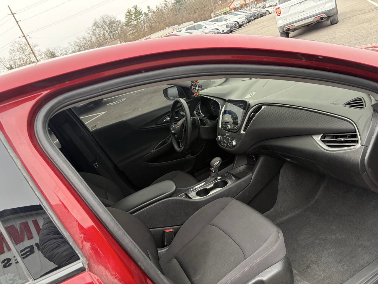 Used 2025 Chevrolet Malibu RS image 19