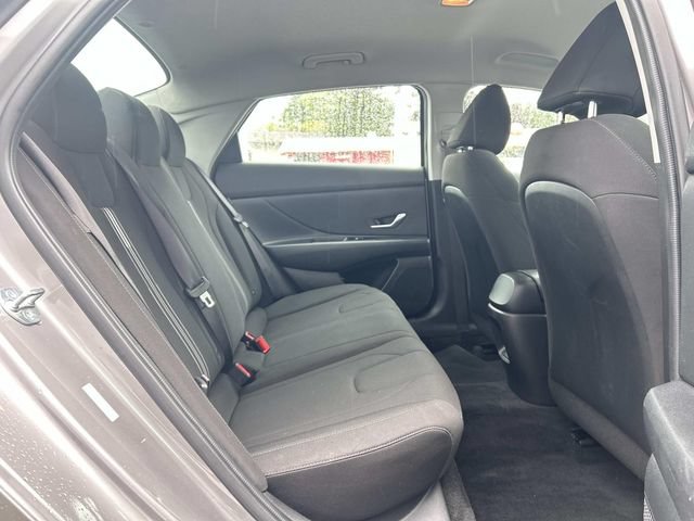 Certified 2024 Hyundai Elantra SEL FWD image 14