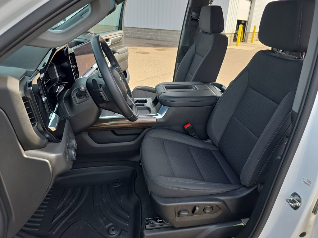 Certified 2022 Chevrolet Silverado 1500 RST w/ Convenience Package II AWD/4WD image 14