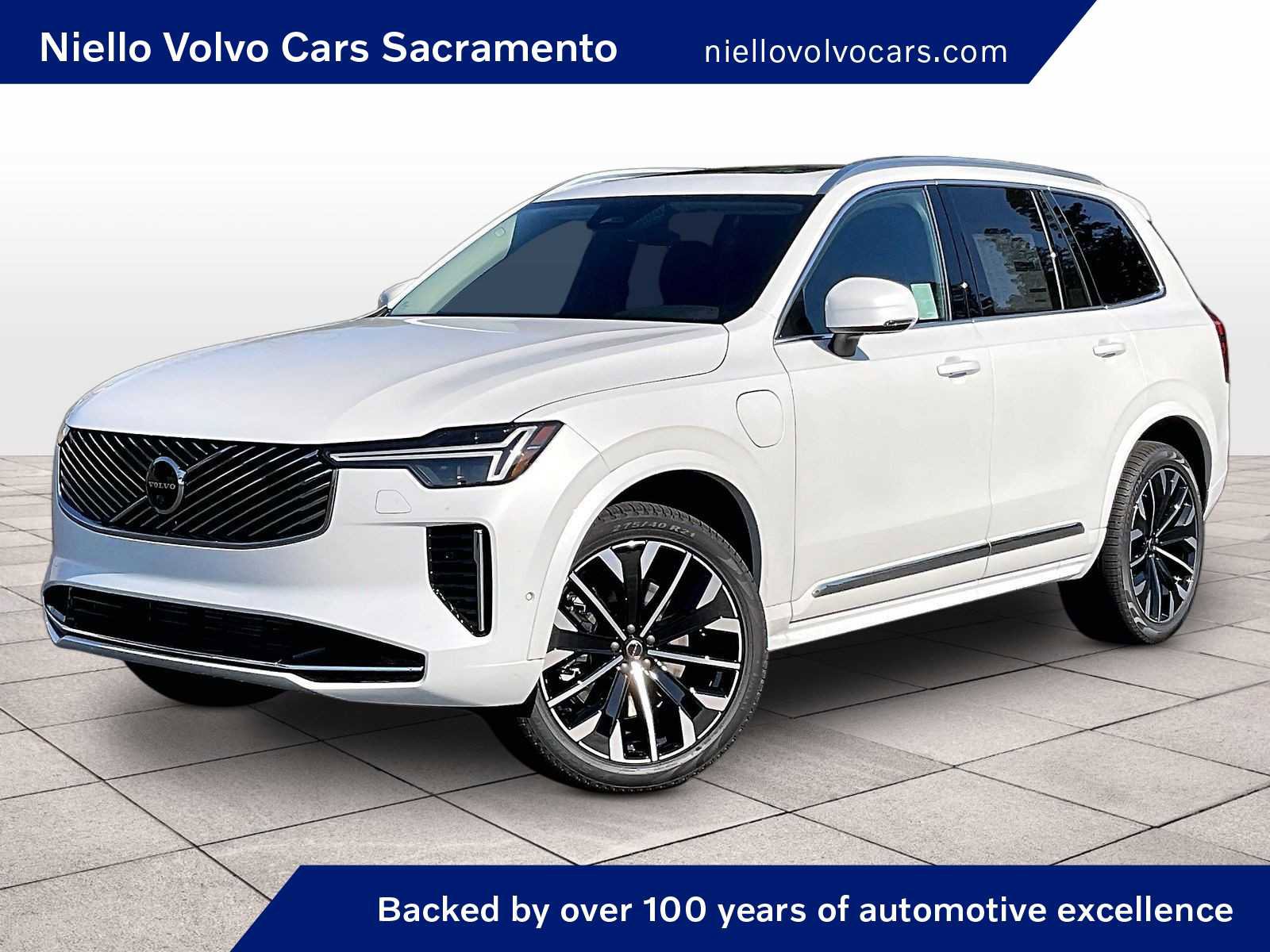 New 2026 Volvo XC90 T8 Plus w/ Protection Package image 1