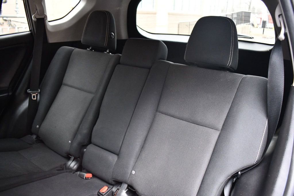 Used 2018 Toyota RAV4 XLE w/ Plus Extra Value Package image 28