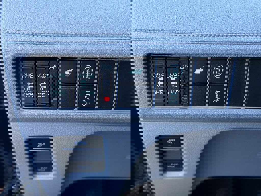 Used 2023 Honda Odyssey EX-L image 19