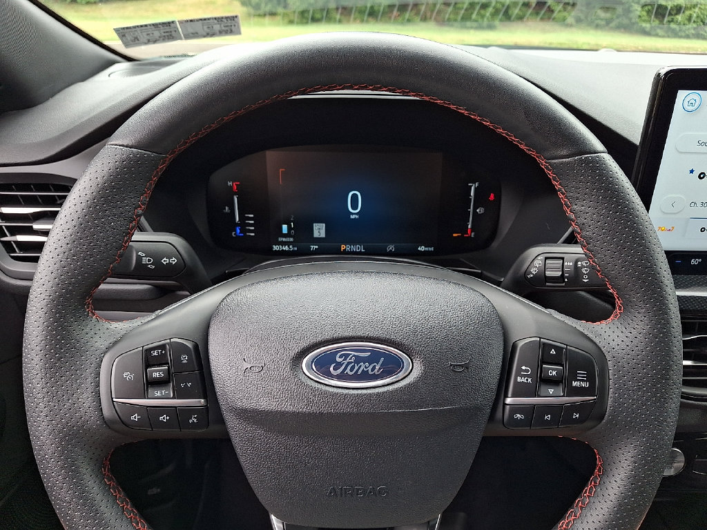 Used 2024 Ford Escape ST-Line w/ Tech Pack #1 AWD/4WD image 21