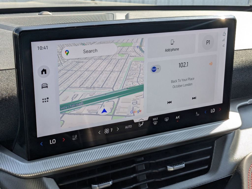 Used 2025 Ford Explorer ST-Line w/ ST-Line Street Pack image 20