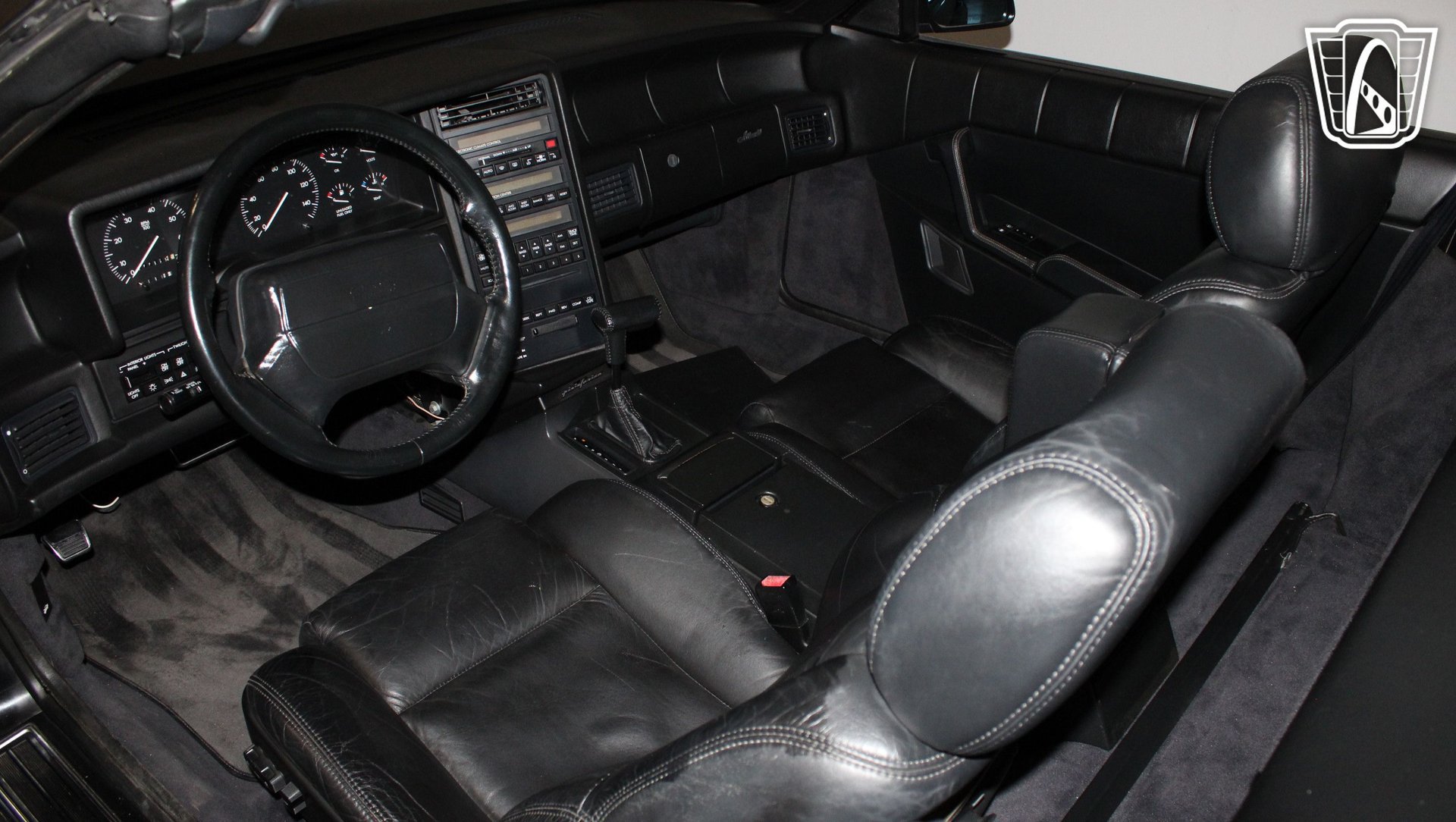 Used 1993 Cadillac Allante FWD image 9