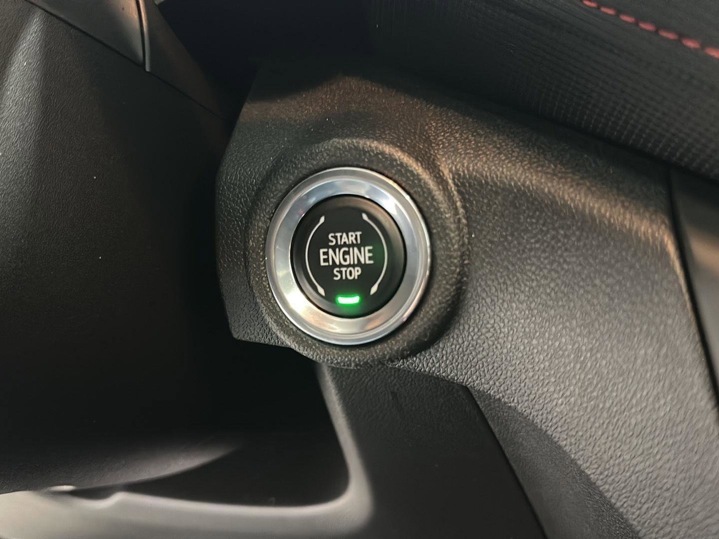 Used 2023 Chevrolet TrailBlazer RS w/ Sun and Liftgate Package image 17