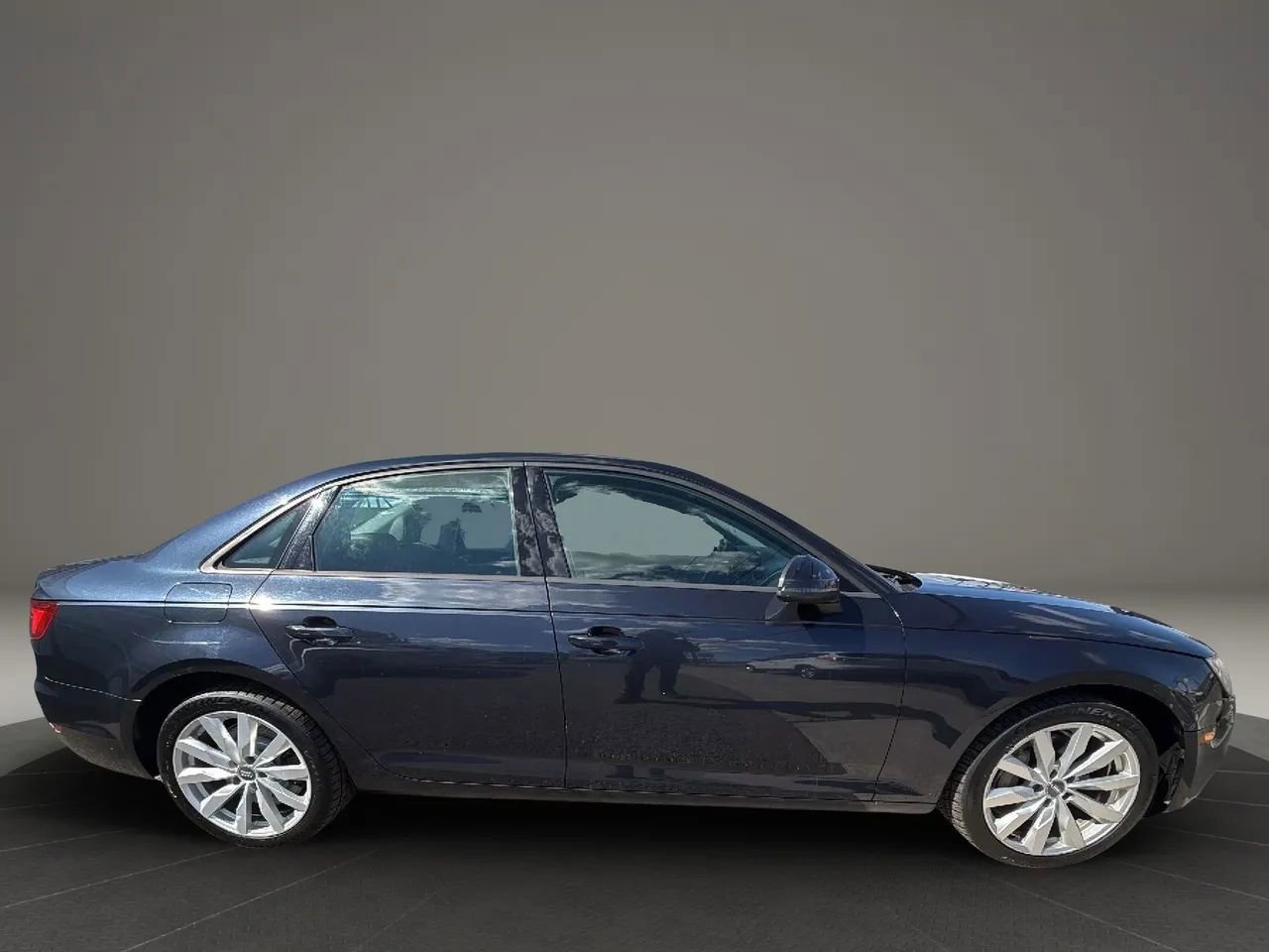 Used 2017 Audi A4 2.0T Premium AWD/4WD image 5