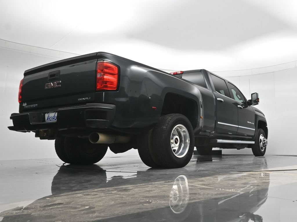 Used 2018 GMC Sierra 3500 Denali w/ Duramax Plus Package AWD/4WD image 42