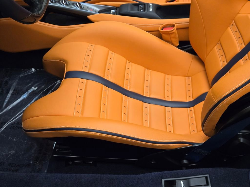 Used 2022 Ferrari F8 Tributo image 30