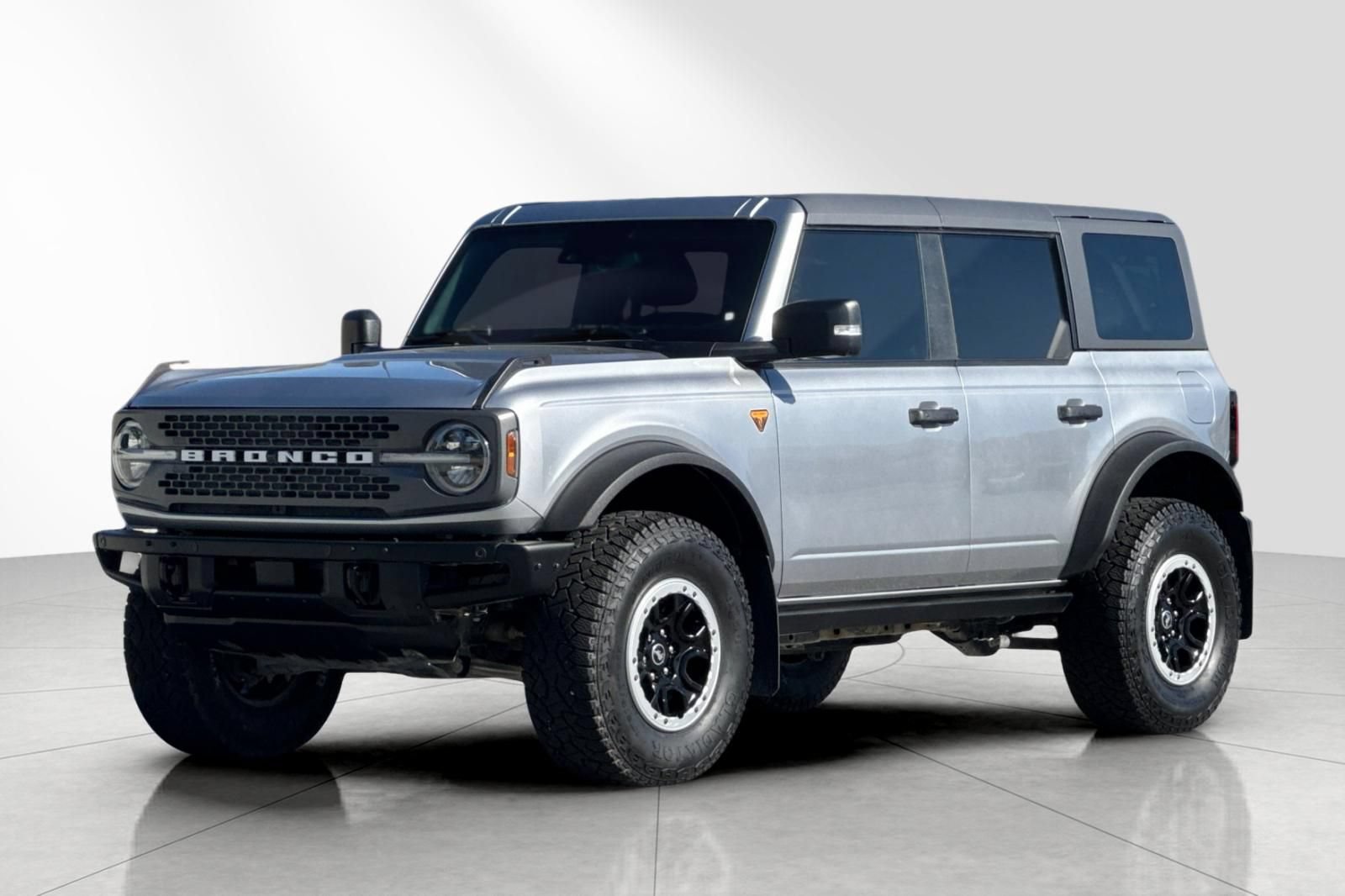 Used 2023 Ford Bronco Badlands AWD/4WD image 8