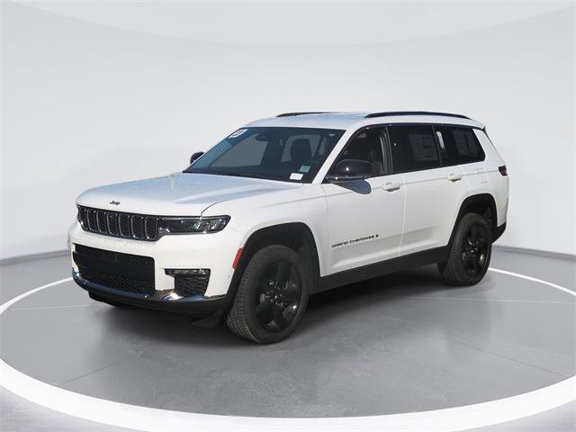 Certified 2023 Jeep Grand Cherokee L Limited w/ Luxury Tech Group II image 1