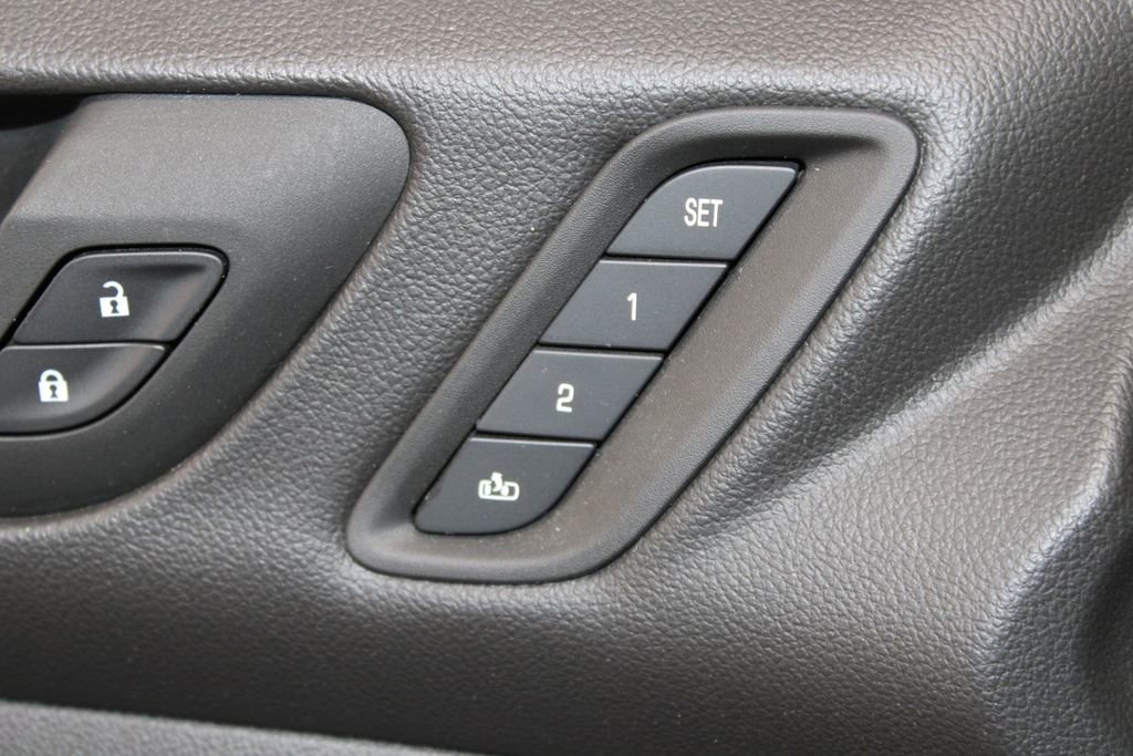 Used 2023 GMC Acadia AT4 w/ Preferred Package image 44