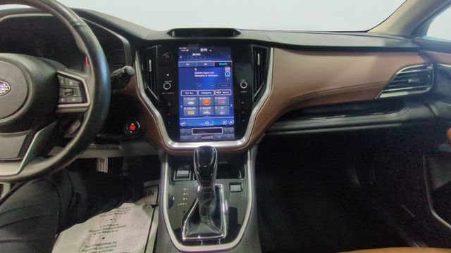Used 2025 Subaru Outback Touring AWD/4WD image 21
