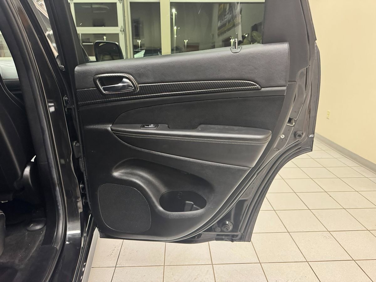 Used 2014 Jeep Grand Cherokee SRT AWD/4WD image 48