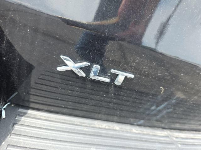 Used 2019 Ford Expedition XLT w/ Equipment Group 202A AWD/4WD image 3