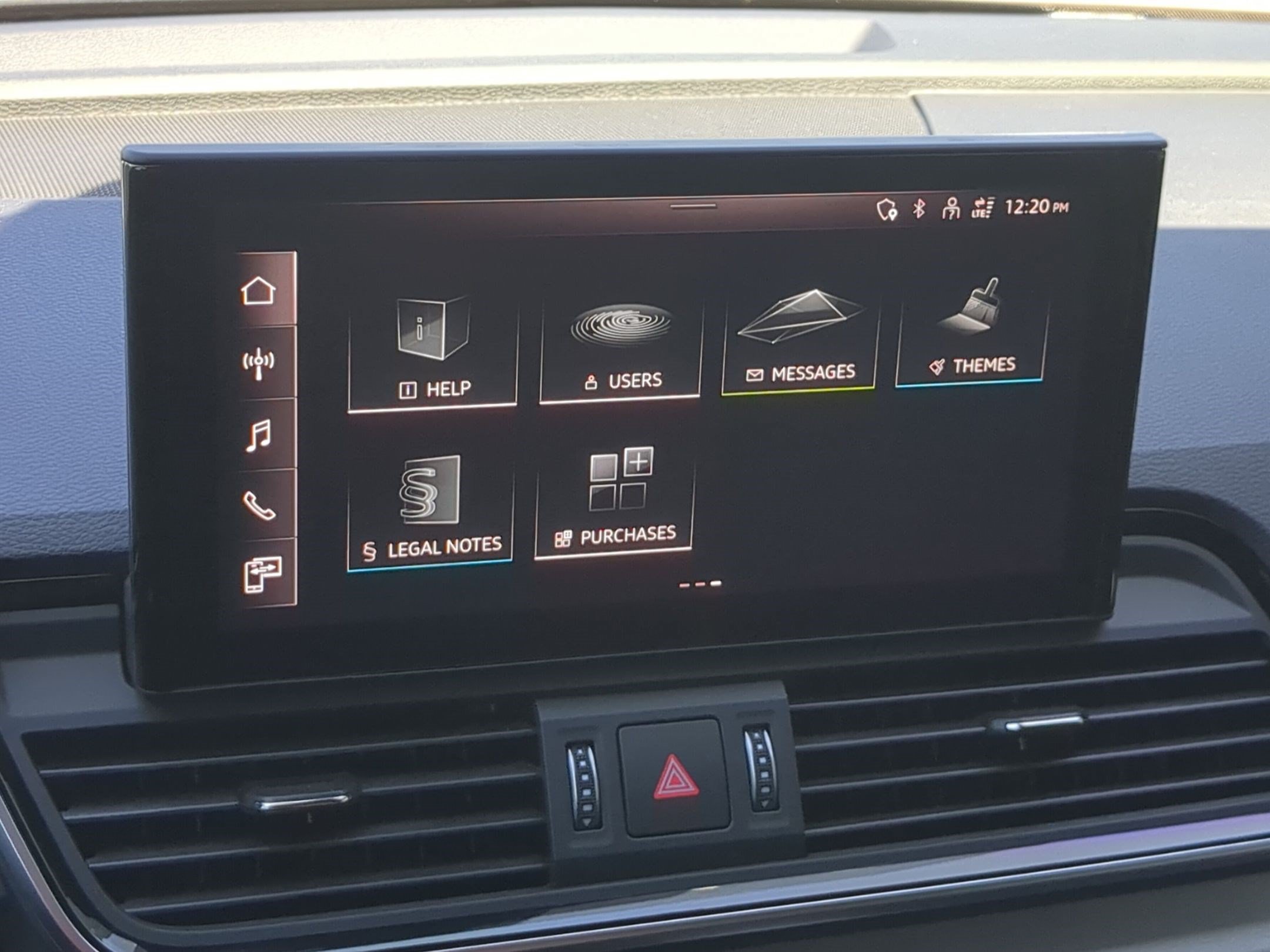 Used 2024 Audi Q5 e Premium Plus w/ Premium Plus Package AWD/4WD image 23