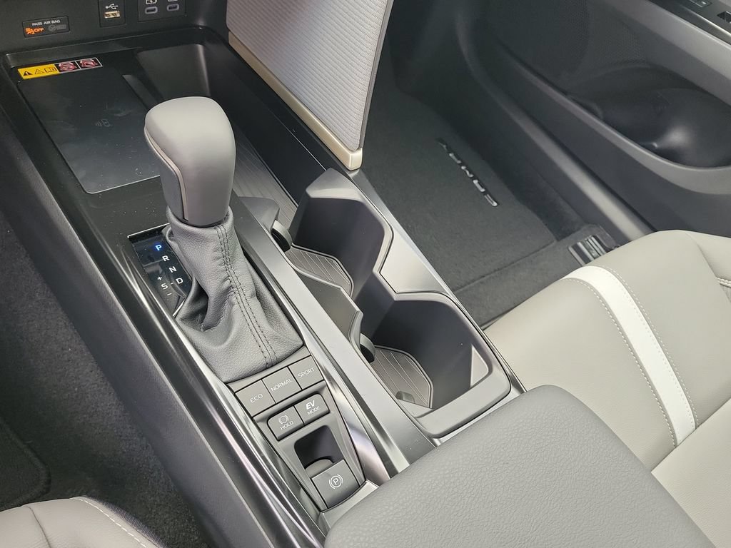 New 2026 Toyota Camry SE w/ Convenience Package FWD image 18