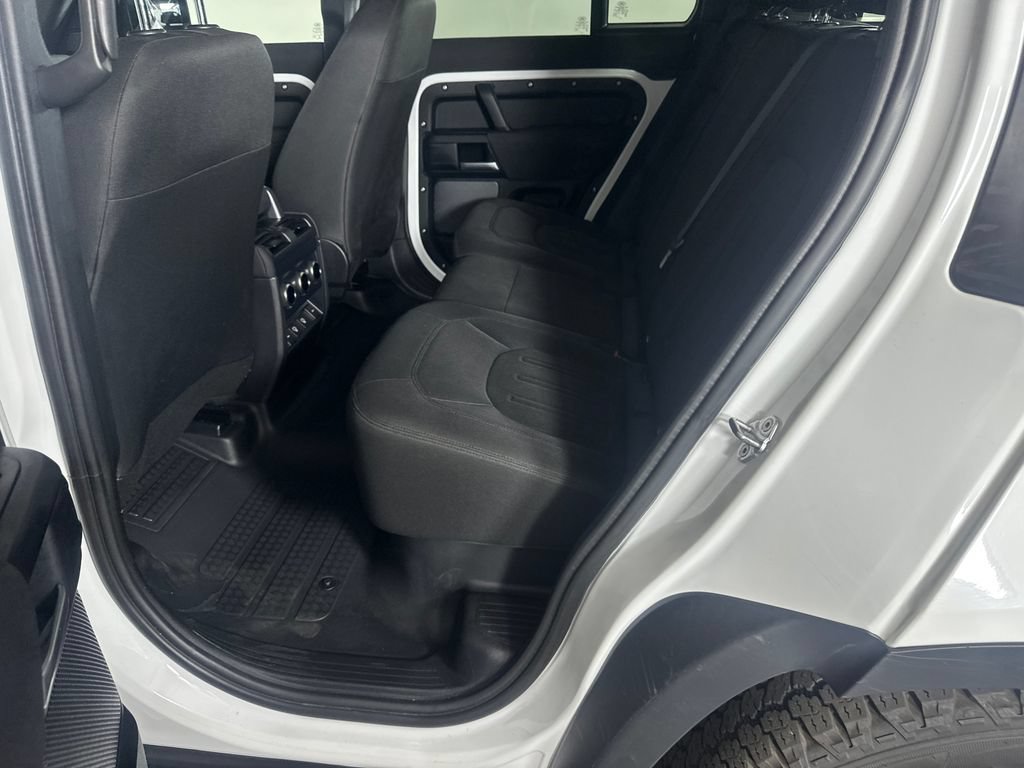 Used 2022 Land Rover Defender 110 AWD/4WD image 20