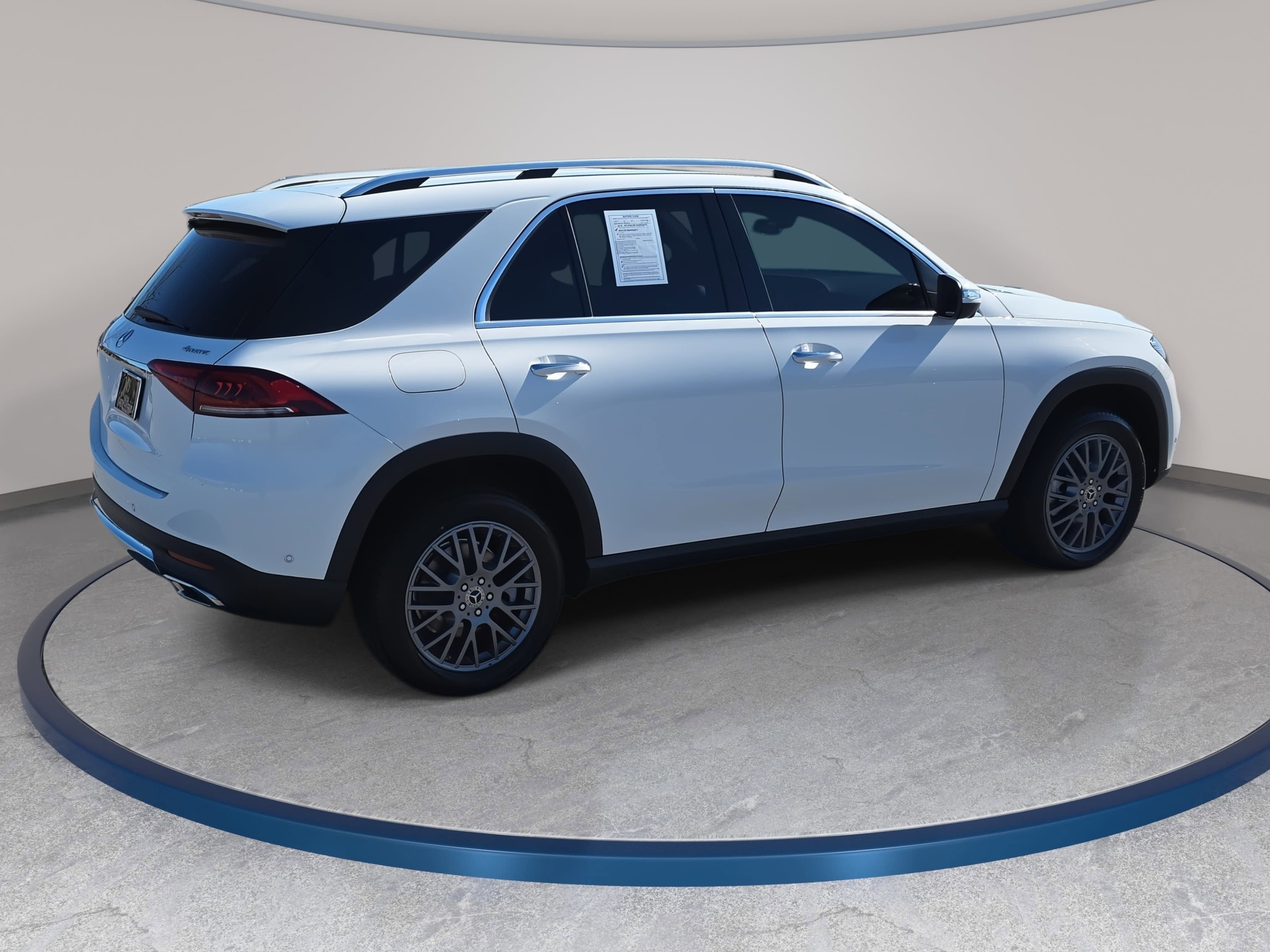 Used 2022 Mercedes-Benz GLE 350 4MATIC image 5