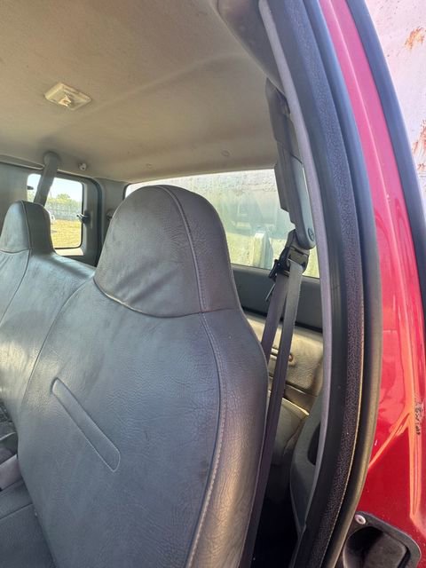 Used 1999 Ford F350 2WD SuperCab DRW Super Duty image 7