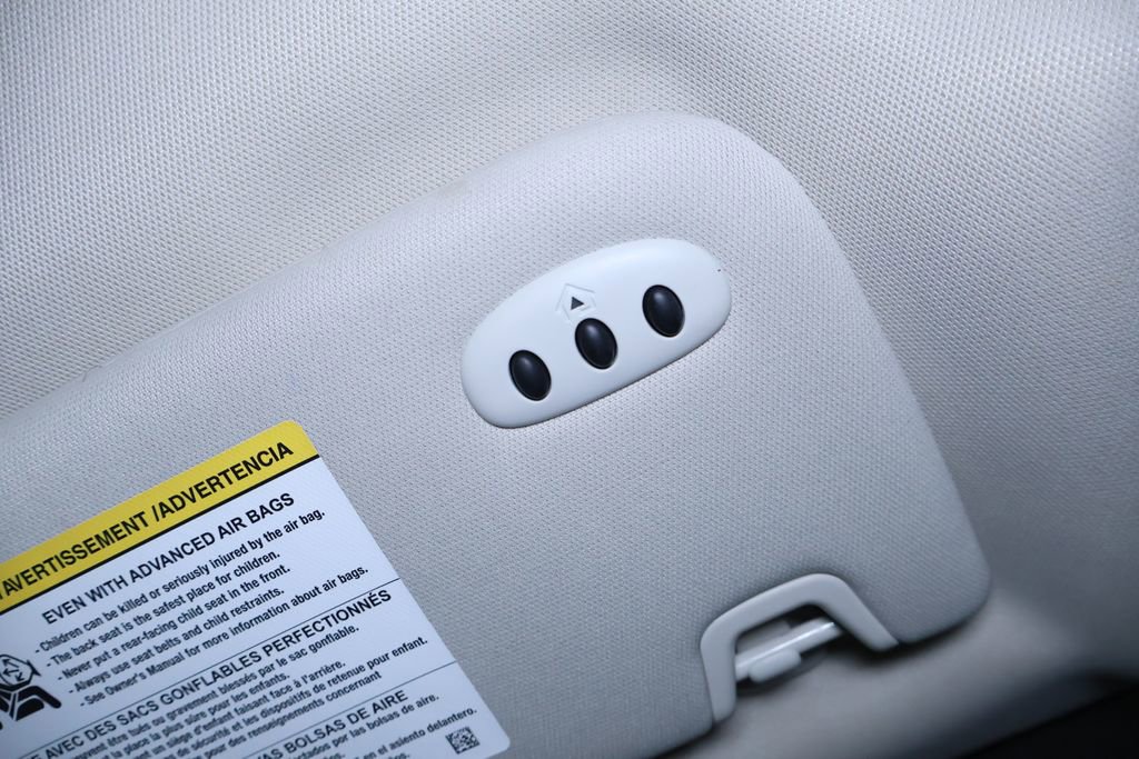 Used 2024 Ford Edge Titanium image 26