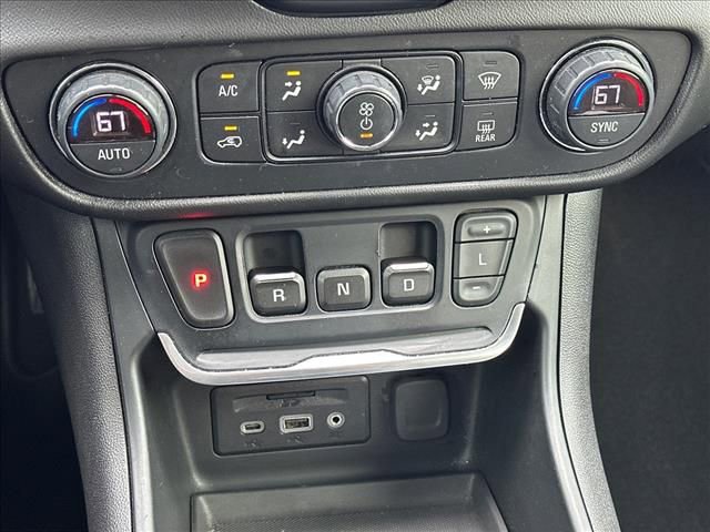 Certified 2019 GMC Terrain SLT w/ Preferred Package FWD image 30
